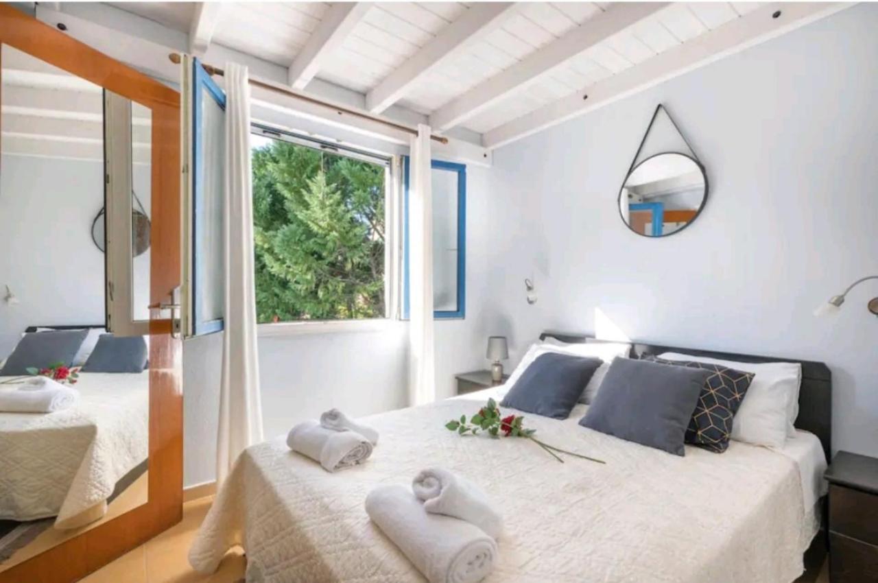 Govino Bay Luxury Beach Loft Apartment Danilia ภายนอก รูปภาพ