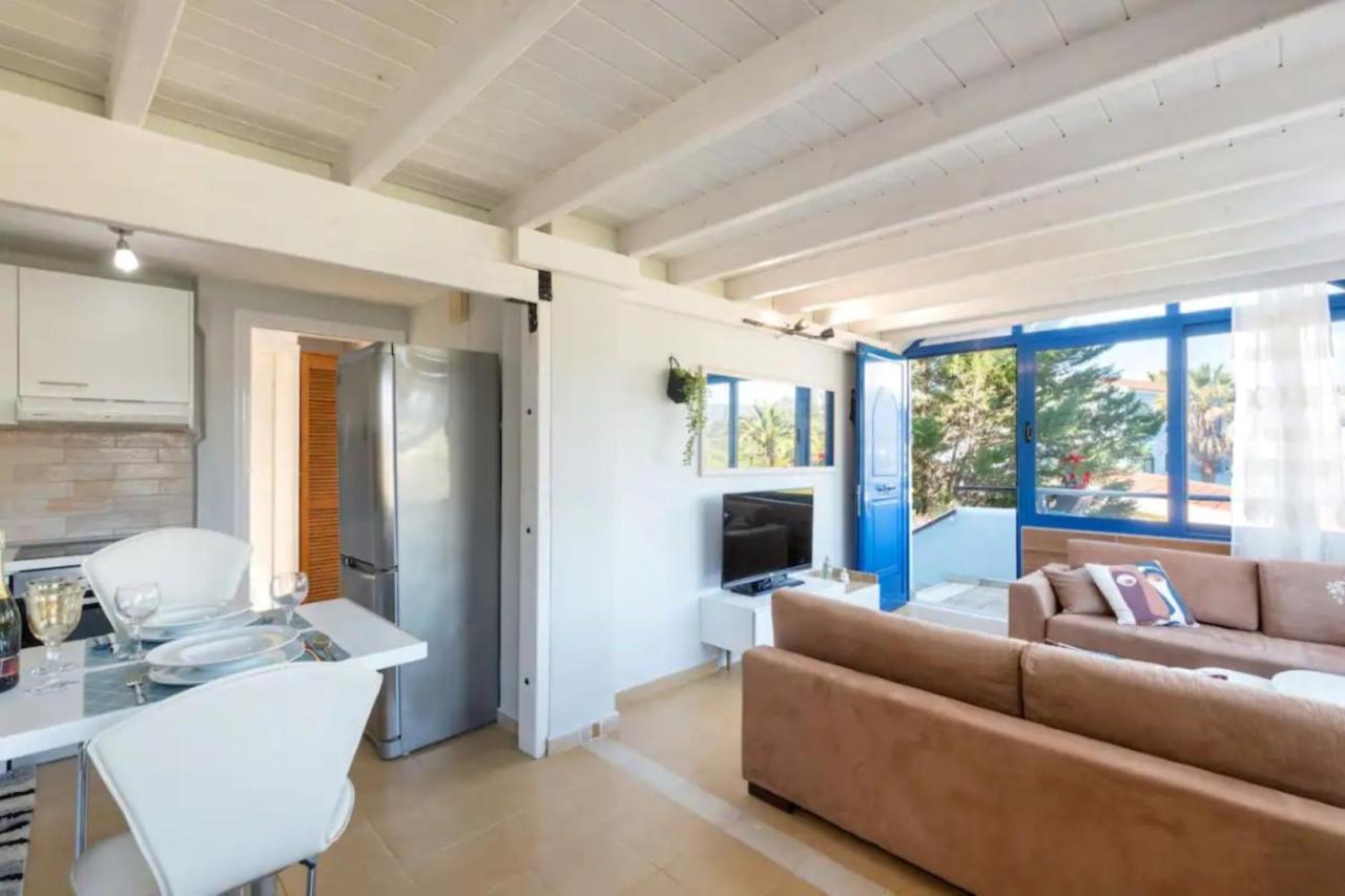 Govino Bay Luxury Beach Loft Apartment Danilia ภายนอก รูปภาพ